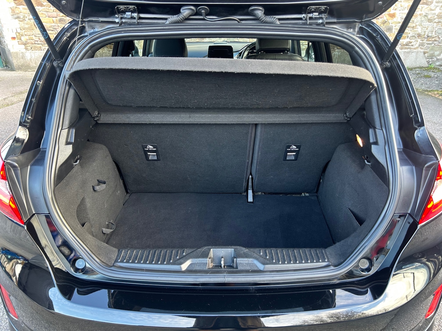 Used Ford Fiesta 2018 for sale - 76393390: Photo 8