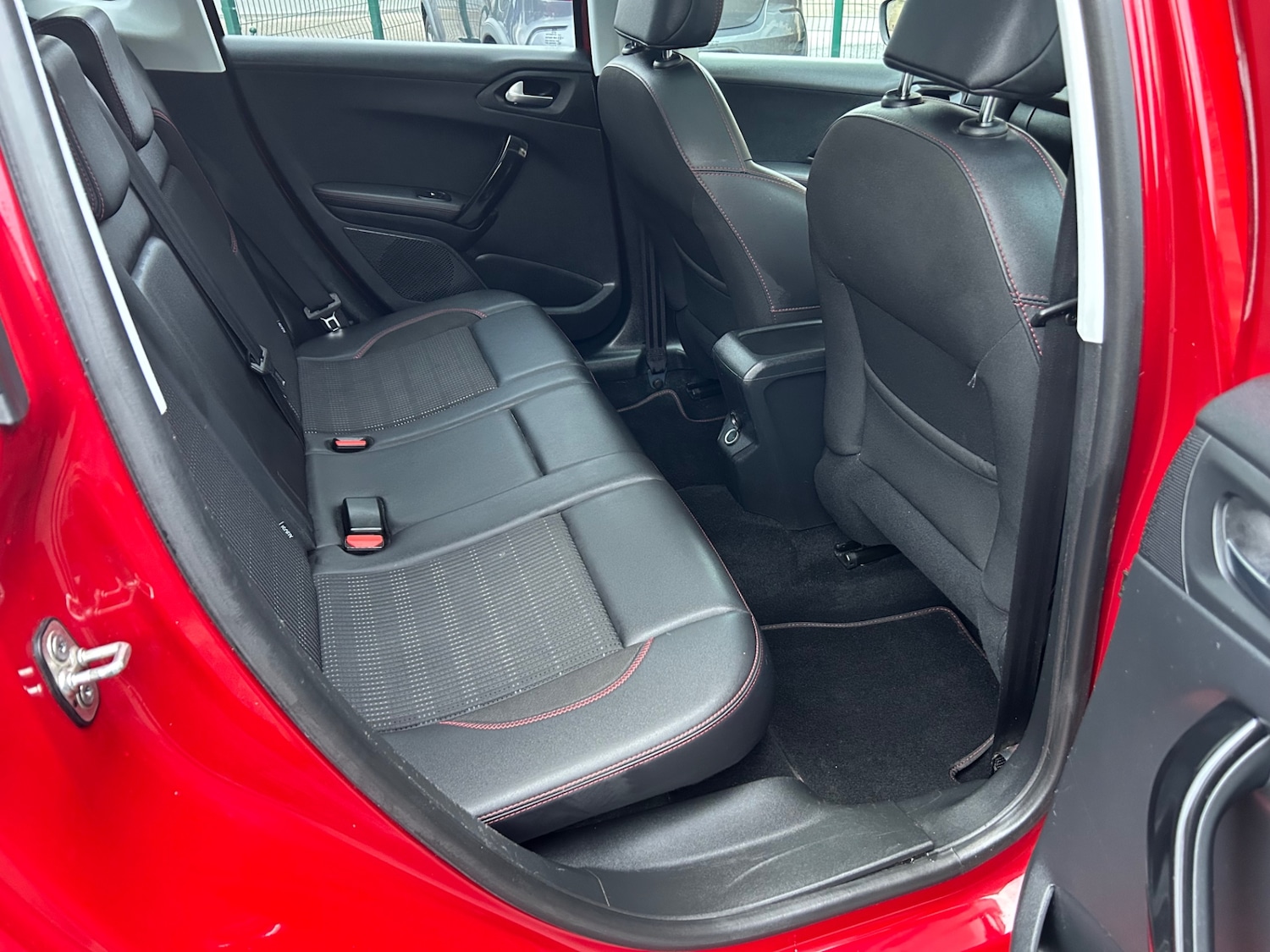 Used Peugeot 2008 2018 for sale - 77545429: Photo 10