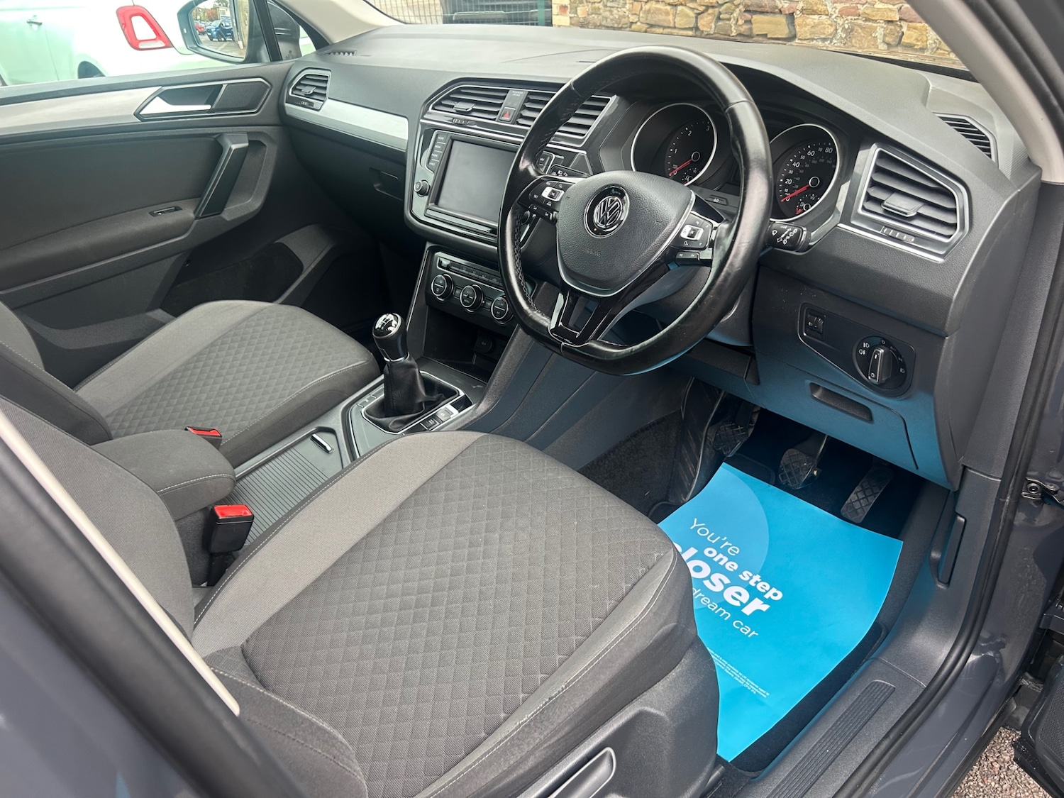 Used Volkswagen Tiguan 2017 for sale - 76477405: Photo 5