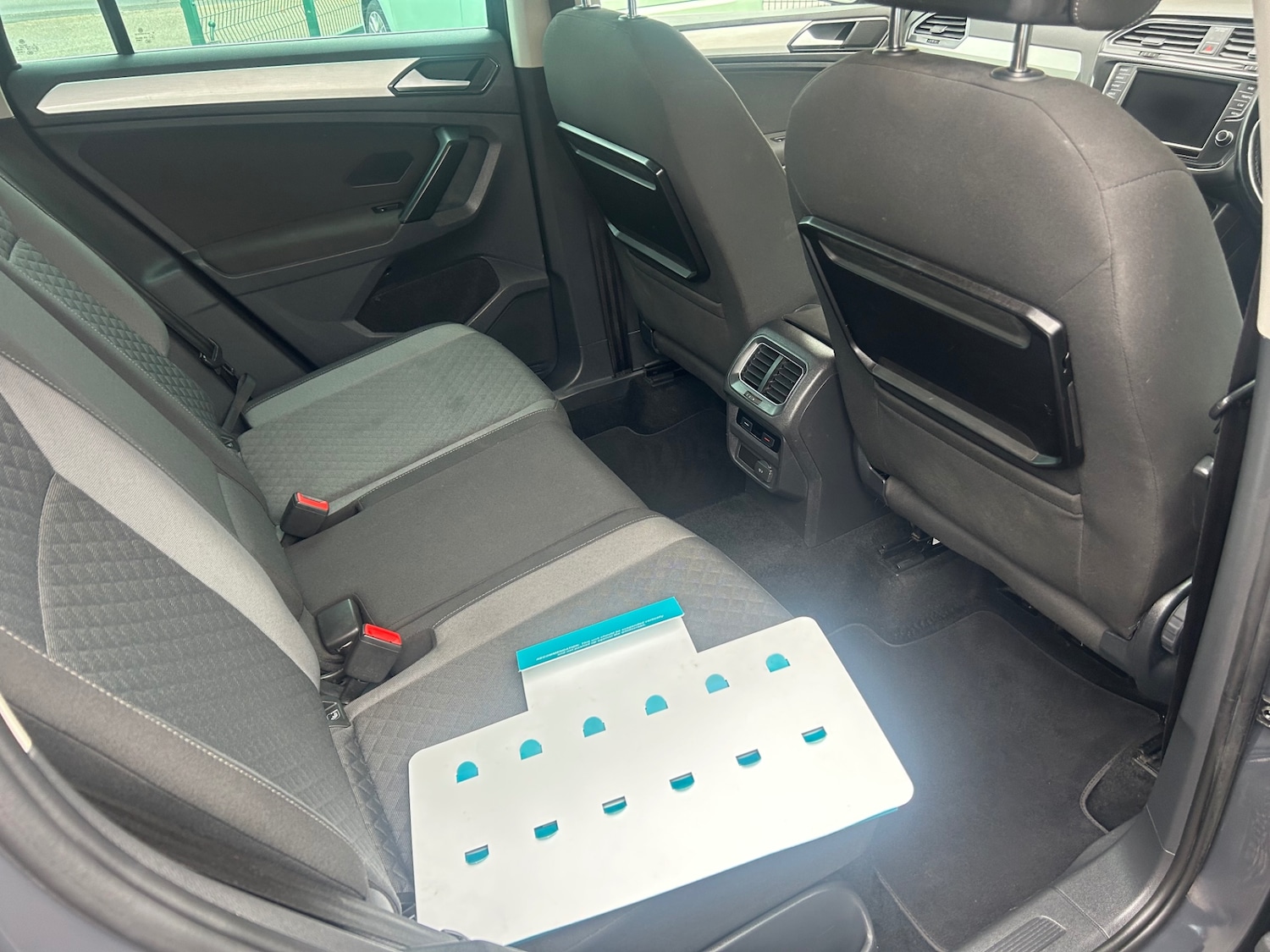 Used Volkswagen Tiguan 2017 for sale - 76477405: Photo 6