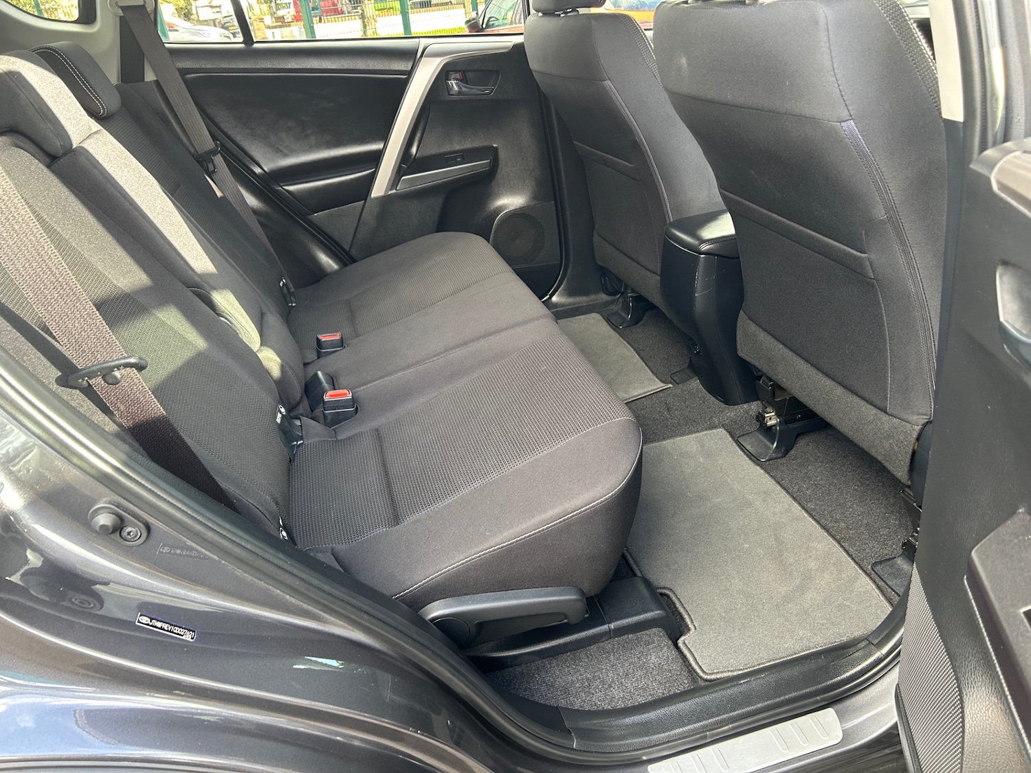 Used Toyota RAV4 2017 for sale - 76807974: Photo 10