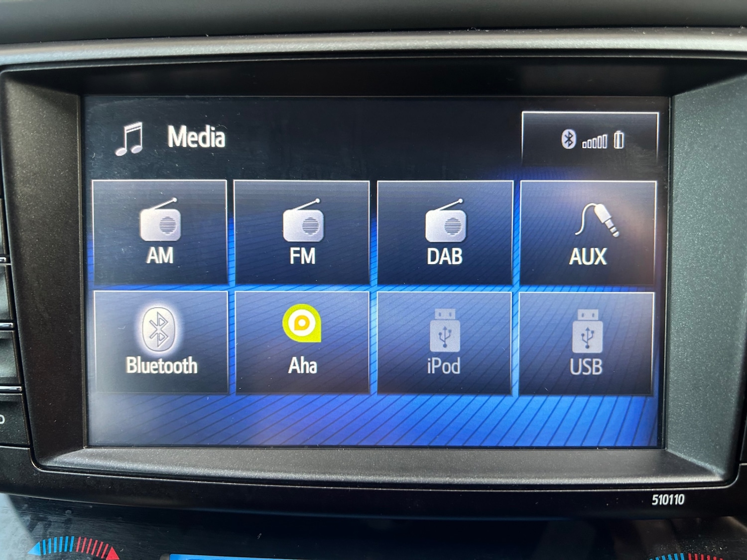 Used Toyota RAV4 2017 for sale - 76807974: Photo 8