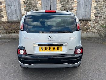 Used Citroen C3 Picasso 2016 for sale - 78310314: Photo