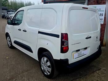 Used Peugeot Partner 2020 for sale - 79675243: Photo