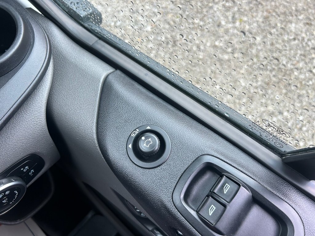 Used Ford Transit Custom 2019 for sale - 77341713: Photo 25