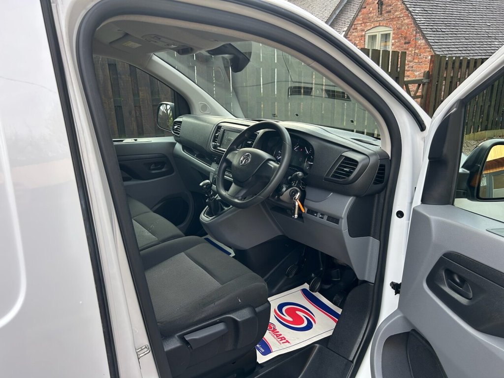 Used Vauxhall Vivaro 2023 for sale - 77211862: Photo 11