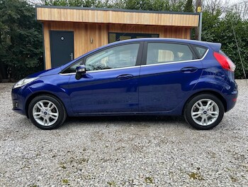 Used Ford Fiesta 2016 for sale - 77748741: Photo