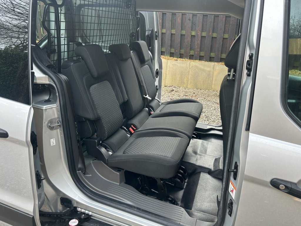 Used Ford Transit Connect 2018 for sale - 77341952: Photo 2