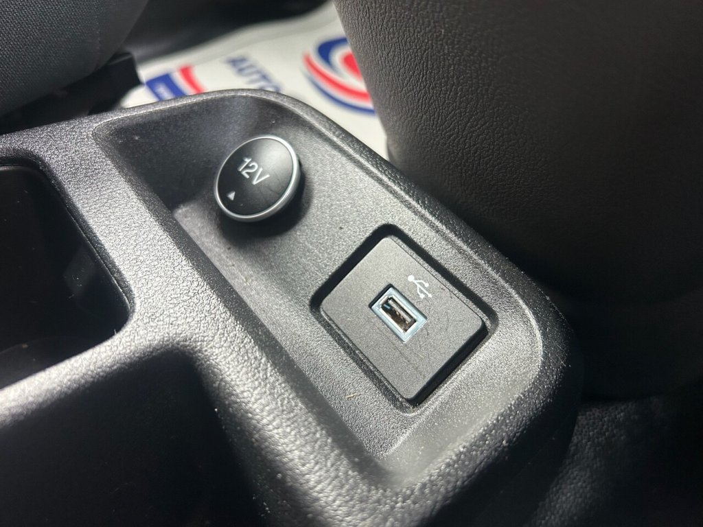 Used Ford Transit Connect 2018 for sale - 77341952: Photo 30