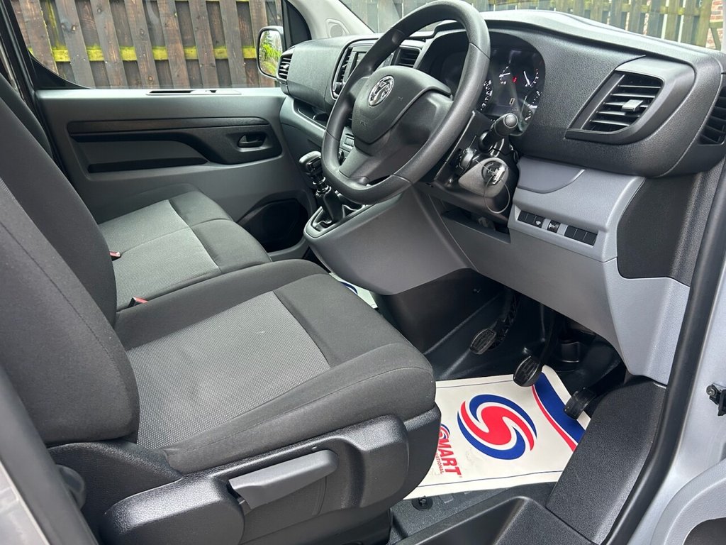 Used Vauxhall Vivaro 2023 for sale - 77507426: Photo 14