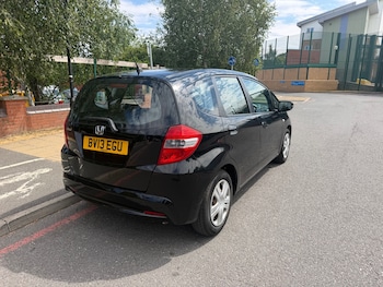 Used Honda Jazz 2013 for sale - 79372213: Photo