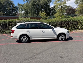 Used Skoda Octavia 2014 for sale - 79443589: Photo