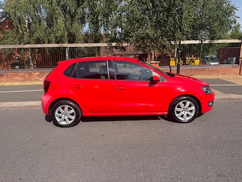 Used Volkswagen Polo 2010 for sale - 79372216: Photo