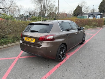 Used Peugeot 308 2014 for sale - 79372209: Photo