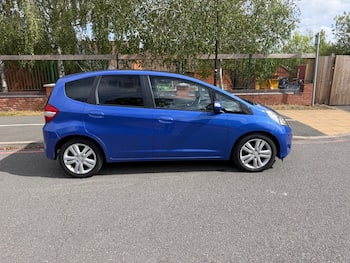 Used Honda Jazz 2011 for sale - 79725742: Photo