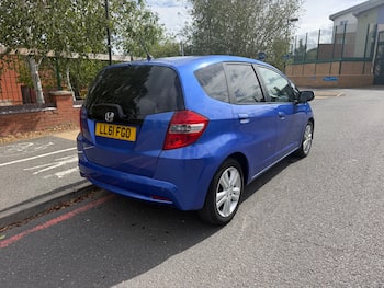 Used Honda Jazz 2011 for sale - 79725742: Photo