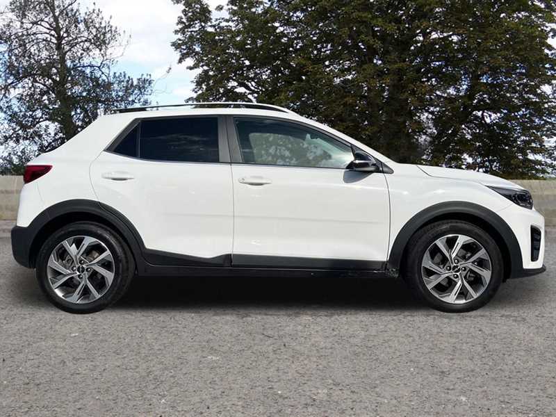 Used Kia Stonic 2023 for sale - 76705980: Photo 3