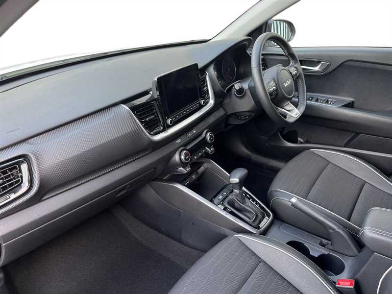 Used Kia Stonic 2023 for sale - 76705980: Photo 7
