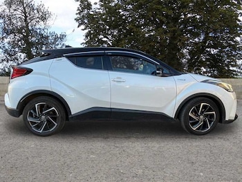 Used Toyota C-HR 2020 for sale - 77911476: Photo