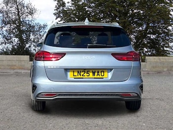 Used Kia Ceed 2025 for sale - 78320903: Photo