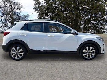 Used Kia Stonic 2023 for sale - 79714114: Photo