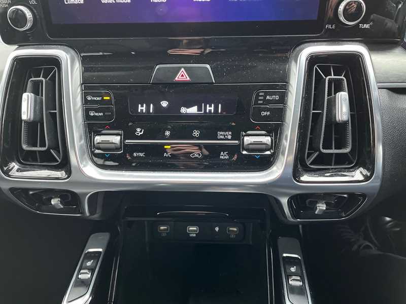 Used Kia Sorento 2023 for sale - 77219034: Photo 12