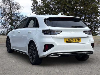 Used Kia Ceed 2025 for sale - 76661370: Photo