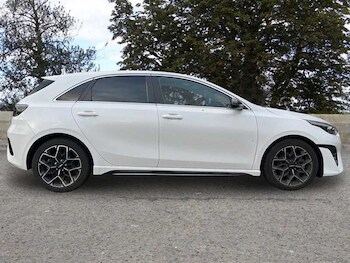 Used Kia Ceed 2025 for sale - 76661370: Photo