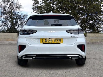 Used Kia Ceed 2025 for sale - 76661370: Photo