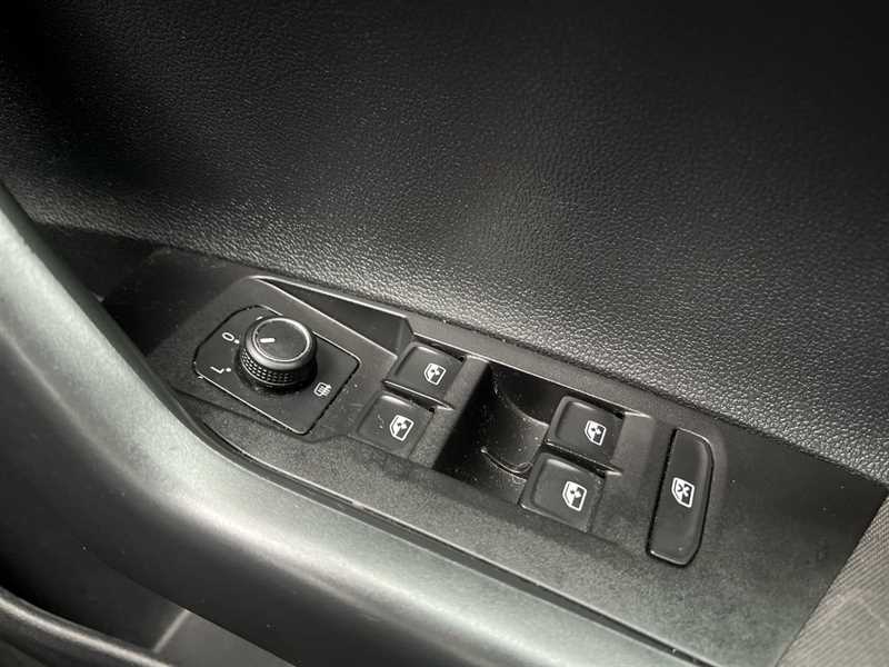 Used Volkswagen Polo 2021 for sale - 77810441: Photo 18