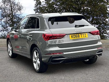 Used Audi Q3 2018 for sale - 76999859: Photo
