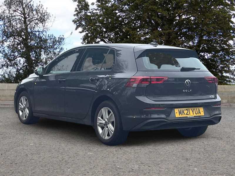 Used Volkswagen Golf 2021 for sale - 76889016: Photo 2