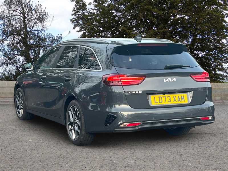 Used Kia Ceed 2023 for sale - 76928286: Photo 2