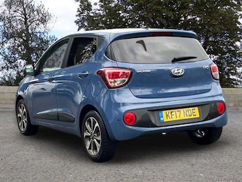 Used Hyundai i10 2017 for sale - 77499833: Photo