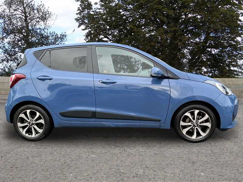 Used Hyundai i10 2017 for sale - 77499833: Photo 3