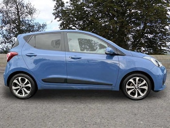 Used Hyundai i10 2017 for sale - 77499833: Photo