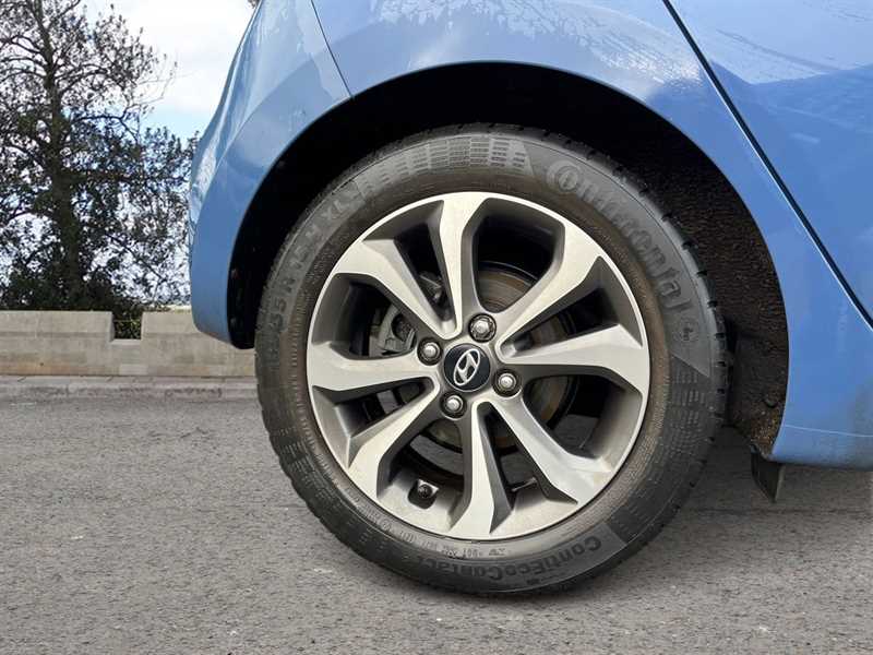 Used Hyundai i10 2017 for sale - 77499833: Photo 6