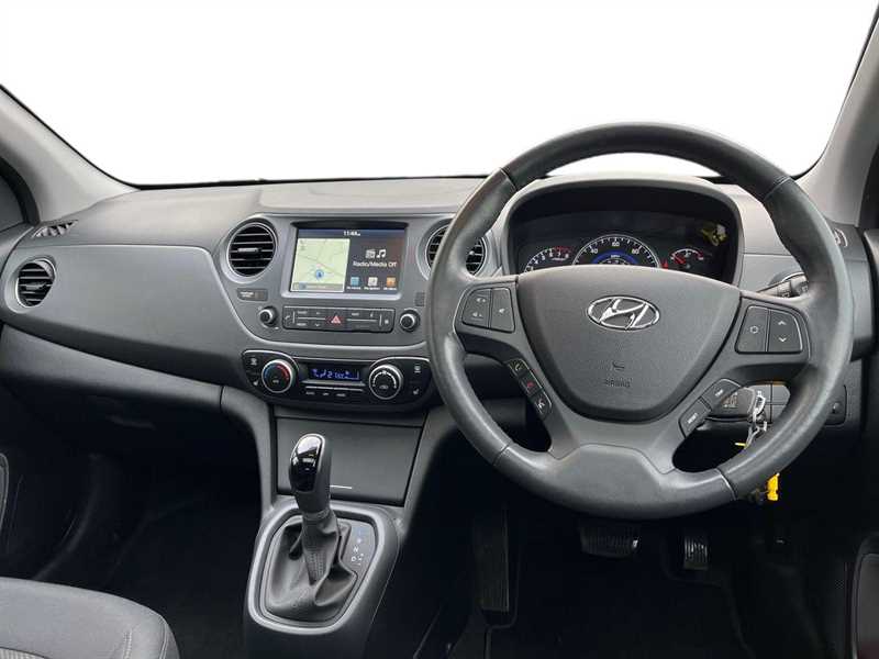 Used Hyundai i10 2017 for sale - 77499833: Photo 9