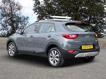 Used Kia Stonic 2022 for sale - 75603341: Photo