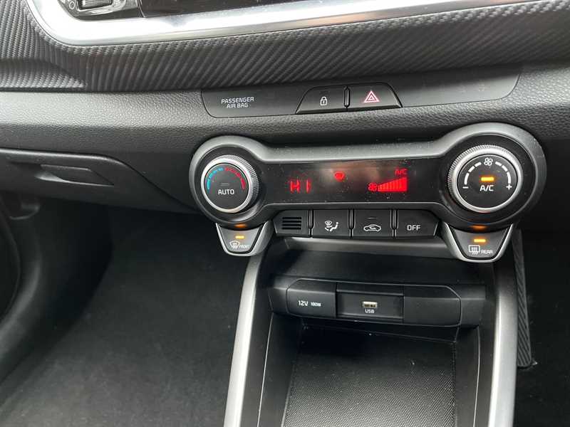 Used Kia Stonic 2025 for sale - 77600678: Photo 12