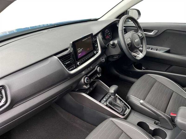 Used Kia Stonic 2023 for sale - 76062429: Photo 7