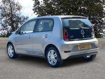 Used Volkswagen up! 2018 for sale - 79014308: Photo