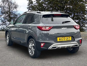 Used Kia Stonic 2023 for sale - 76954623: Photo
