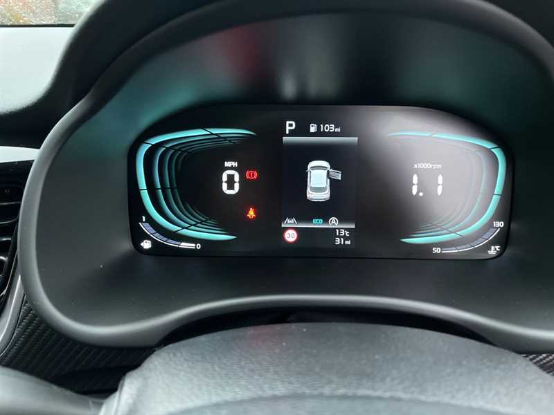 Used Kia Stonic 2025 for sale - 76851367: Photo 15