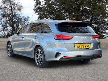 Used Kia Ceed 2023 for sale - 77826907: Photo