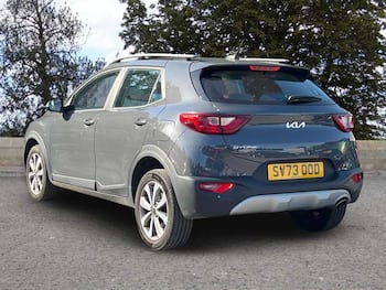 Used Kia Stonic 2023 for sale - 79647814: Photo