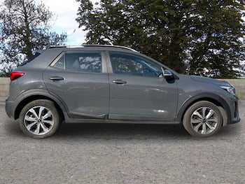 Used Kia Stonic 2023 for sale - 79647814: Photo