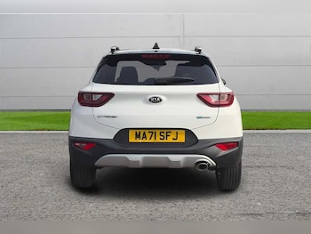 Used Kia Stonic 2021 for sale - 78320942: Photo