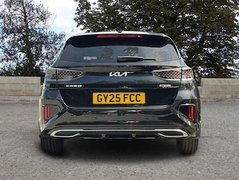 Used Kia Ceed 2025 for sale - 78650571: Photo