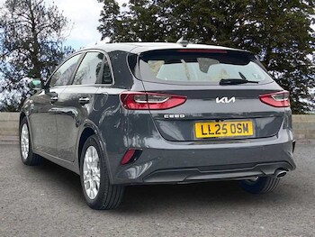 Used Kia Ceed 2025 for sale - 77057991: Photo